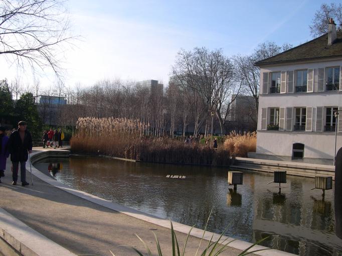  plan d'eau aménagé, parc de Bercy